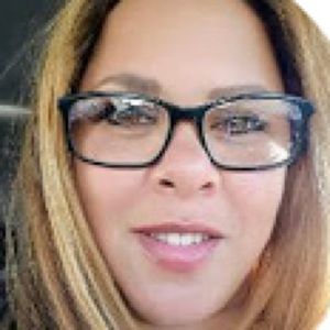 Meet your Posher, Monica